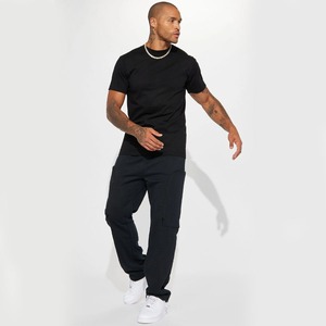 ร้อนขายที่กําหนดเองผู้ชายสีดําผ้าฝ้ายหนา Flared ซ้อนกางเกงคาร์โก้สําหรับขายผู้ชายกลางแจ้งกางเกงจ๊อกกิ้งคาร์โก้ - Product Image 2