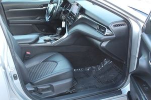 Toyota Camry ซีดานรุ่นเกียร์อัตโนมัติ, 4L เข้ม R17 AWD/อลูมิเนียมอัลลอยด์หนัง R18น้ำมันเบนซิน2021 - Product Image 4