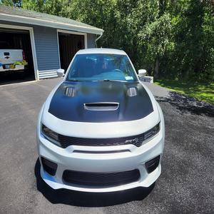¡Oferta Imperdible! Sedán de Lujo Dodge Charger SRT Hellcat Widebody 2021 Súper Limpio, Motor V8 Supercargado de 717 HP - Product Image 1