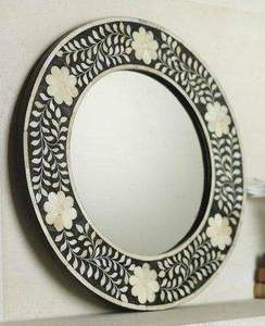 Miroir en incrustation d'os artisanal de qualité supérieure, cadeau de Noël idéal pour la décoration de la maison, disponible à la vente - Product Image 6