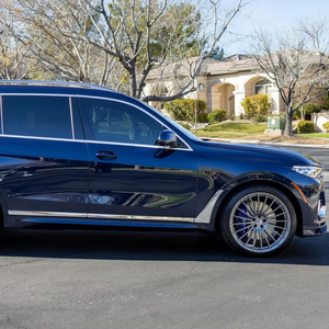 Auto Usado Premium 2021 B-MW Alpina XB7 612-hp Twin-Turbo V - Product Image 1