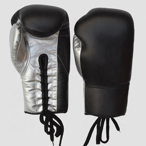 ถุงมือชกมวยหนังวัวขนาด10ออนซ์มีโลโก้ออกแบบได้ตามต้องการด้ามจับแบบผูกเชือกหนัง PU มีเอกลักษณ์สำหรับศิลปะการต่อสู้ - Product Image 1
