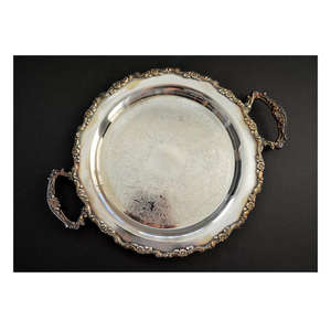 Tendance de l'industrie Plateau à chocolat en métal Plateau de courtoisie avec bounderies de créateurs Cadeaux de pendaison de crémaillère Qualité luxueuse - Product Image 2