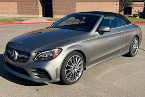 MERCEDES-BENZ C300 CABRIOLET 2019 D'OCCASION CÔTÉ GAUCHE/CÔTÉ DROIT - Product Image 2