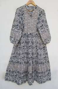 100% coton fait à la main Western Floral Pattern Design imprimé Maxi robe avec taille personnalisée robes décontractées pour les femmes portant des utilisations - Product Image 6