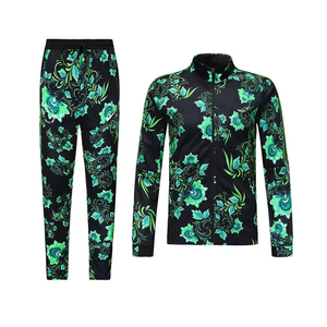 Costumes de jogging pour hommes de haute qualité Nouveau design Ensemble de survêtements en gros à impression par sublimation pour l'hiver - Product Image 1