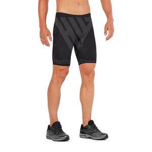 กางเกงขาสั้นรัดกล้ามเนื้อได้รับการออกแบบให้มีแผงตาข่ายระบายอากาศช่วยรองรับการเคลื่อนไหวและ OEM ODM - Product Image 3