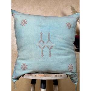 Funda de Almohada Marroquí Hecha a Mano, Funda de Cojín Tradicional Bereber, Cojín Decorativo Boho para Sofá, Almohada Decorativa de Algodón para el Hogar - Product Image 1