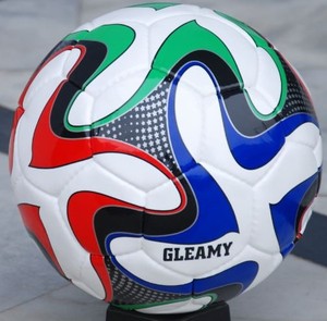 Ballon de football thermocollé taille officielle 2025, nouveau ballon en PU avec PVC pour match, couleur et logo personnalisables, durable - Product Image 5