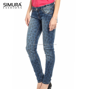 Jeans pour femmes grande taille, coupe droite, durable, personnalisé, OEM, séchage rapide, taille haute, spandex/coton, design élégant, nouvelle tendance - Product Image 1