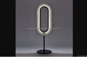 Miroir de courtoisie Forme de pilier Fabriqué en Inde Miroir de bureau exclusif Revêtement en nickel Nouveau design Offre Spéciale Best Buy - Product Image 5