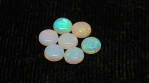 Opale australienne ronde multicolore de 6 mm, cabochon avec jeu de couleurs, pierre précieuse naturelle authentique pour bijoux RED MOUNTAIN - Product Image 3