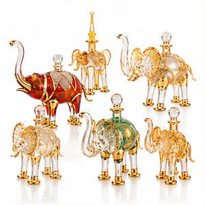 Contenants d'attar de collection, flacons de parfum en verre faits à la main en Égypte, en forme d'éléphant, décoratifs - Product Image 6