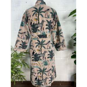 Velvet <b>Kimono</b> Robe One-Size Luxury Floral Print <b>Jacket</b> with Reversible <b>Silk</b> Lining Soft Nightwear for Women for Homeware - Product Image 3