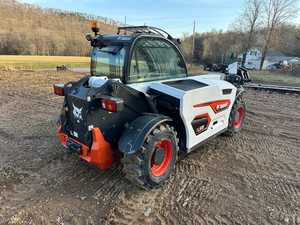 Chariot télescopique Bobcat TL519 de 4 tonnes, moteur Yanmar, boîte de vitesses haute efficacité, excellent état, utilisation en construction - Product Image 2