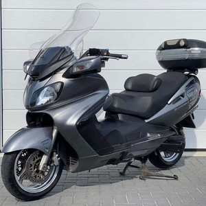 Scooter eléctrico en oferta, 650 Maxi Scooter 638cc, de lujo, para ciudad y carretera, nuevo en stock, entrega a domicilio. - Product Image 4
