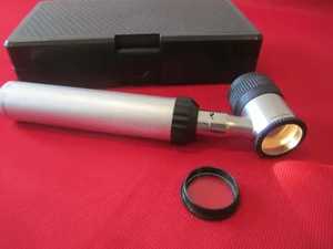 Analizador de Piel Facial y Capilar con Cámara HD, Mini Dermatoscopio Digital con 8 LED, Construcción de Acero, Base Eléctrica - Product Image 5