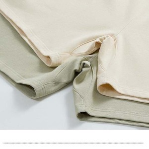 กางเกงขาสั้นออกกำลังกายผู้ชายรุ่นใหม่ขายส่ง รับทำโลโก้ 220GSM ผ้าคอตตอน 100% หนานุ่ม ใส่สบาย เหมาะสำหรับวิ่ง - Product Image 5