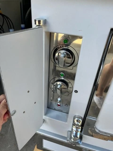 Magnifique cuisinière La Cornue - Excellent état - Four à gaz gris clair/bleu avec garantie de 3 ans - Cuisine - Product Image 2