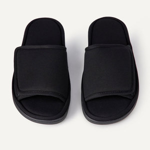 Pantoufles en polaire corail personnalisées en gros, pantoufles jetables blanches pour chambre d'hôtes, chambre à coucher, pour la maison, l'hôtel, personnalisables - Product Image 1