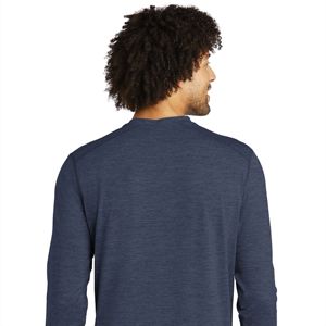 Camiseta de manga larga de alta calidad para hombres Cómoda y elegante Perfecta para ropa informal y actividades al aire libre - Product Image 4