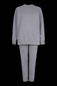 Vente en Gros de Vêtements de Sport pour Femmes Ensemble 2 Pièces Imprimé Délavé à l'Acide Survêtement Épaule Dénudée Pull à Capuche Pantalon Logo Prix Bon Marché - Product Image 4