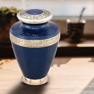 Urnas Funerarias de Metal Premium para Adultos, Decorativas, Ecológicas, Hechas a Mano, Diseño Tradicional, Capacidad de 1-2L, Estilo Indio - Product Image 4