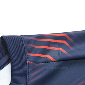 Uniformes de Fútbol Profesionales para Equipos, 100% Poliéster, Cómodos, de Secado Rápido, Colores y Logotipos Personalizables, Servicio OEM para Hombres Adultos - Product Image 4