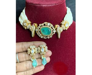 Lujo Royal Ethereal Kundan Majesty Timeless Doublet Imperial Shine Ensemble Brass Imperial Moissanite Glow Bodas Fiestas - Product Image 6