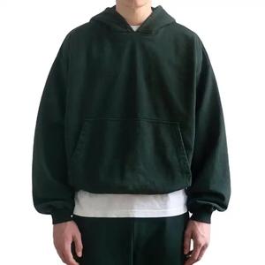 Sweat à capuche surdimensionné pour homme personnalisé en gros avec logo brodé 100% coton Design et couleurs personnalisés - Product Image 1