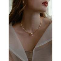 Collier unisexe tendance en alliage de zinc plaqué or massif 14 carats, épaisseur 2,5 mm, longueur 16,18 cm, poids 17,4 g, maillons courbés en forme de cœur