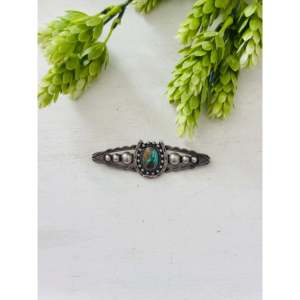 Broche vintage en turquoise Royston et argent sterling, faite à la main par des artisans navajo, idéale pour les occasions spéciales - Product Image 1