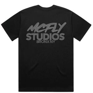 เสื้อยืดลายกราฟิกเพชรสำหรับผู้ชายและผู้หญิง ดีไซน์โลโก้มงกุฎแบบมินิมอล ผ้าฝ้ายสีดำ พรีเมียม ใส่ได้ทุกวัน - Product Image 2