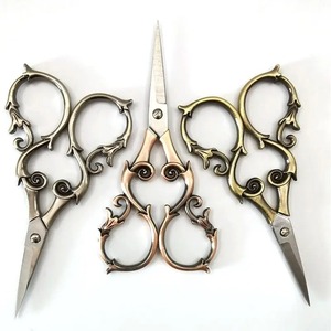 Ciseaux de haute qualité pour la broderie, le point de croix, avec logo personnalisé, style rétro européen vintage, pour la manucure - Product Image 4