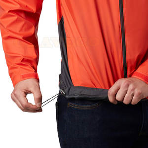 Chaqueta de lluvia de invierno para hombre de alta calidad, el mejor estilo de calle al por mayor con logotipo frontal en stock - Product Image 5