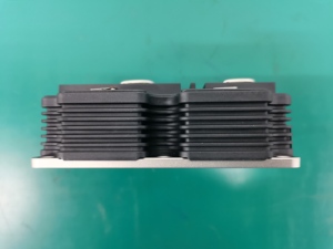 Módulo IGBT Hitachi Energy 5SNA 0400J650100 HiPak, 6500V 400A, Aislamiento de 10200V, Montaje con Tornillos, Tracción MVD, Viento, HVDC, FACTs - Product Image 3