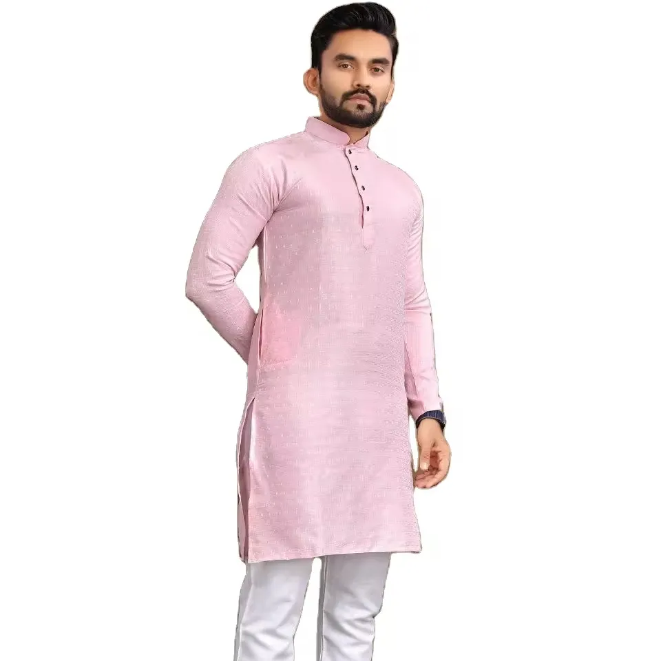 Nouveaux modèles de vêtements indiens et pakistanais dans Pintex Work Kurta Pajama Set pour homme en tenue de mariage