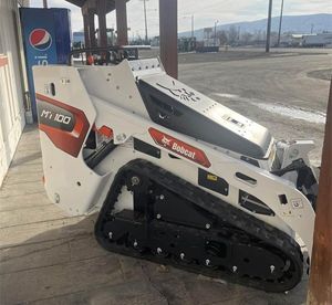 Livraison rapide Bob MT100 Track Skid Steer en très bon état et avec capacité de fixation avancée Acheter maintenant pour la vente - Product Image 3