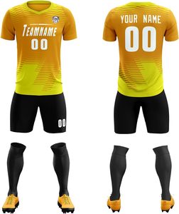 Uniformes de football par sublimation personnalisée OEM Maillot à séchage rapide respirant en polyester avec logo imprimé - Product Image 4