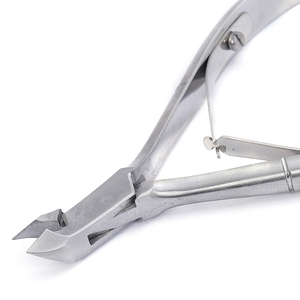 Outils de soin des ongles en acier inoxydable avec logo personnalisé : pinces à cuticules, ciseaux, coupe-ongles et repousse-cuticules pour doigts et orteils - Product Image 2