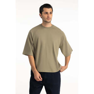 Camiseta de Algodón Premium para Hombre, Corte Holgado, Manga Corta, Cuello Redondo, Tejido de Punto, Estilo Urbano, Antiarrugas, 220g, Fabricante OEM ODM, Venta al Por Mayor - Product Image 1