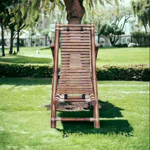 Outdoor Seaside Beach Lounger Sun Beds Beach Chairs Portable White Color Plastic Folded Leisure Lying Bed