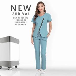 Costume de travail d'été contemporain à manches courtes pour femmes uniformes médicaux ensemble de gommages pour médecins et infirmières vêtements de travail hospitaliers - Product Image 3