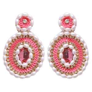 Boucles d'oreilles créoles Santa faites à la main, broderie de perles de rocaille, bijoux perlés légers, motif floral, accessoires de déclaration pour mariages et fêtes - Product Image 6