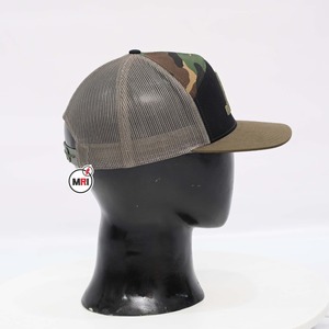 Vente en gros personnalisé Camo 6 panneau chapeau chauffeur de camion chapeau brodé Camouflage casquette de camionneur blanc personnalisé Camo camionneur Snapback chapeaux - Product Image 2