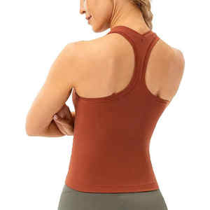 Camiseta deportiva personalizada, ropa de moda, camisetas sin mangas sólidas elásticas, detalle de costura, camisetas sin mangas de Material de algodón 100% acanaladas para mujer - Product Image 2