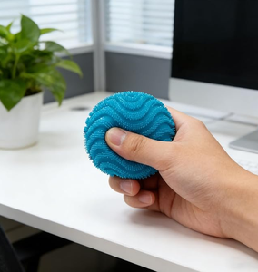 Fabricant professionnel de balles à presser texturées rose vague, jouet sensoriel anti-stress avec emballage personnalisé, prêt à être expédié - Product Image 4