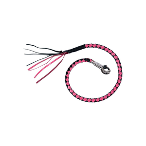 Látigo de motociclista duradero con cuero pesado y herrajes de metal que se sujeta de forma segura a la motocicleta para una declaración de conducción audaz a la venta - Product Image 3