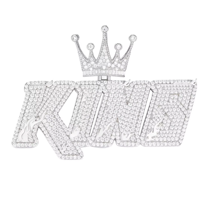 Pendentif de luxe en or 14 carats et plaqué rhodium avec accent couronne en moissanite KING - Cadeau - Product Image 4
