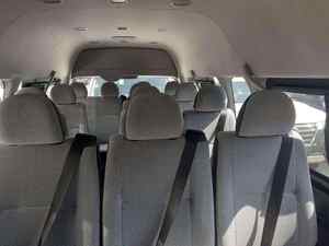 Toyota Hiace Mini Bus VAN d'occasion à faible kilométrage - Product Image 5